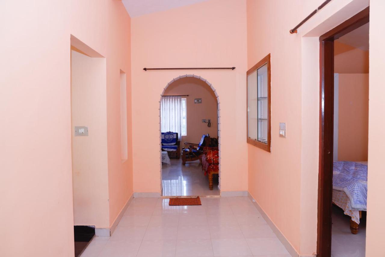 Giri'S Homestay Madikeri Exterior foto